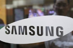 Samsung Beats Apple In Smart Connected Devices Sales in 2012: IDC