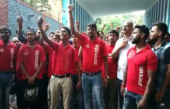 Riders will remain in Red, Zomato CEO ends the Criticism on Discrimination