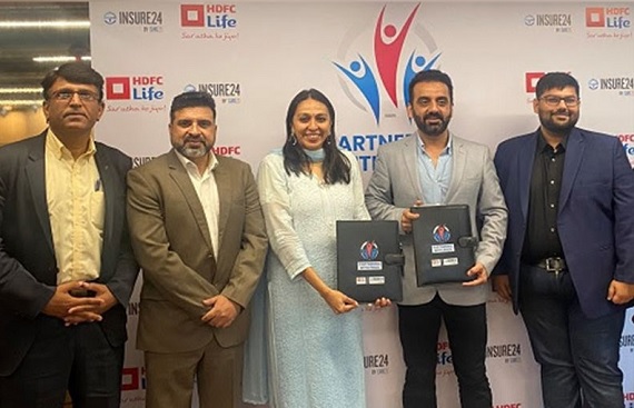 HDFC Life Partners with CARS24 to Expand Insurance Reach