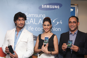 Samsung Galaxy S4 Reaches India At Rs.41, 500