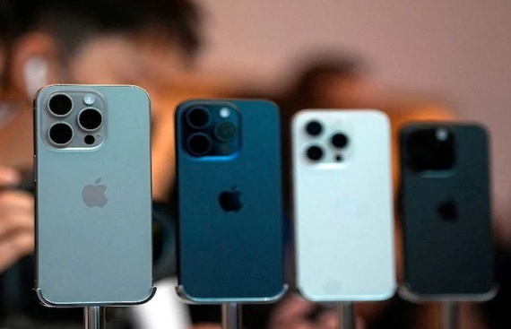 Apple iPhone 16 to Be Globally Launched from Indian Factories: Ashwini Vaishnaw