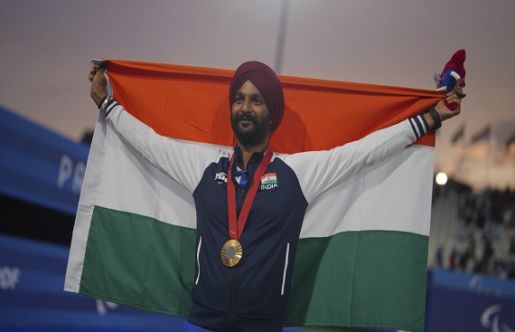 Paralympic Gold Medalist Harvinder Singh Honored with Arvind Jolly Award
