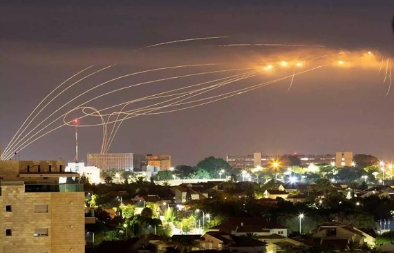 Israel-Iran Conflict Escalates as India Moves to Ensure Safety of Students in Iran Israel-Iran Conflict Escalates as India Moves to Ensure Safety of Students in Iran