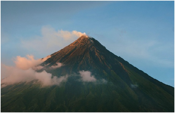 Bicol Albay: Five Can't-miss Tourist Spots