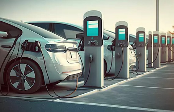 Centre Accelerates PM E-Drive Scheme with More EV Charging Stations
