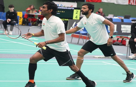 Men's doubles gold medalists Pramod and Sukant at the Four Nations Para-Badminton International