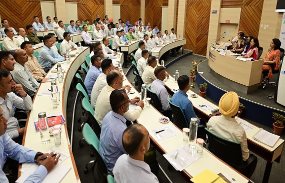 MDI Gurgaon Collaborates with Indian Army: JCOs Receive Specialized Training at Campus