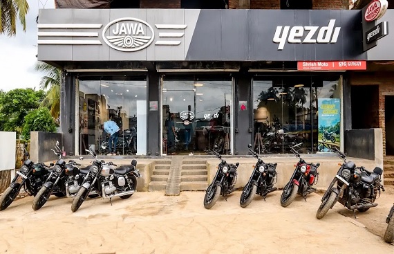 Apollo Supply Chain Teams Up with Jawa Yezdi for Logistics