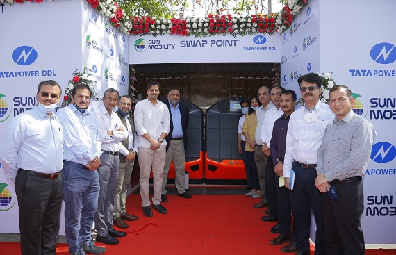 Tata Power DDL Partners with Baaz Bikes for Battery Swapping Service