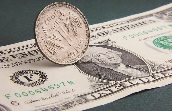 How Foreign Banks' Dollar Sales Are Strengthening the Rupee