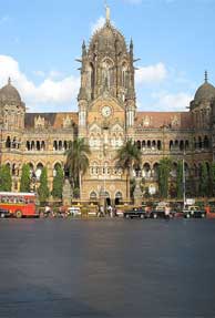 Mumbai's monuments can boost fort tourism