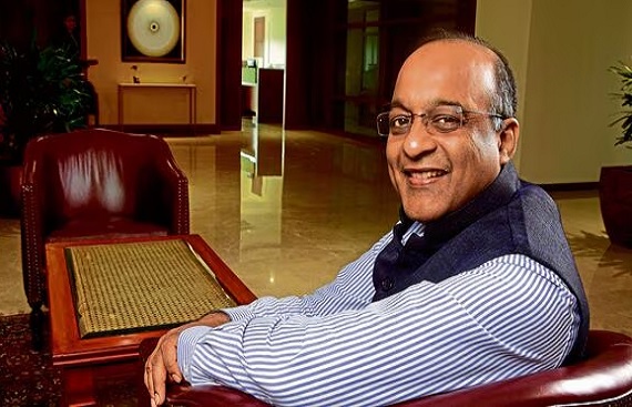 HDFC's Sashidhar Jagdishan Becomes Highest-Paid Bank CEO in FY25