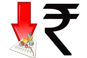 Rupee Trims Initial Loss Against Dollar; Still Down 14 paise