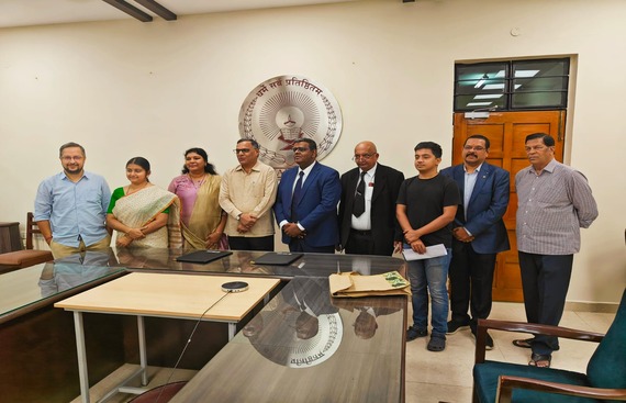 King Stubb & Kasiva signs an MOU with NALSAR University of Law to Organize NALSAR International Moot Court Competition