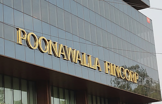 Poonawalla Fincorp and IDP Education Partner to Simplify Overseas Education Loans