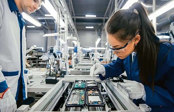 Industry hails PLI 2.0 for IT hardware, to boost laptop & tablet manufacturing