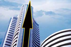 Sensex Closes 81 Points Higher as August Derivatives End 