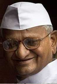 Hazare Turns Blogger; Joins Facebook, Twitter