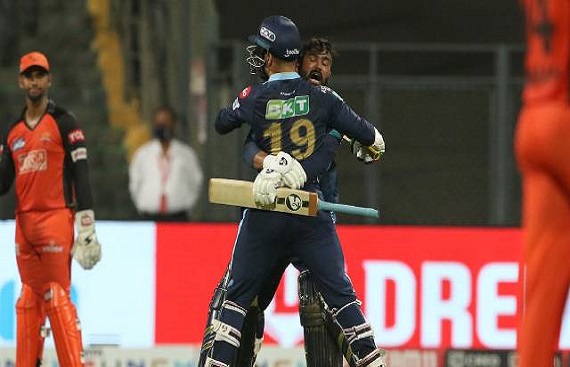 Rashid, Tewatia pull off a heist in a last-ball thriller