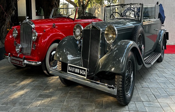 Delhi Emerges as India's Vintage Car Capital with 21 Gun Salute Concours d'Elegance