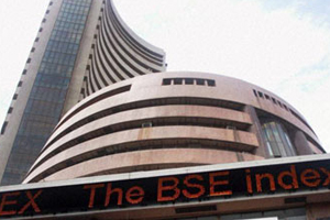 Sensex Trades Flat; Metal Auto Stocks Down