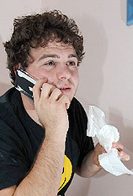 Over 33 percent staff takes business calls in loo