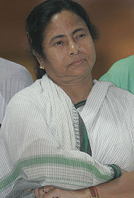 Mamata Banerjee rewards intellectuals in West Bengal