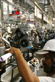 India manufacturing growth less than world average 
