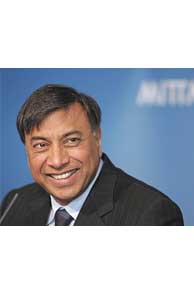 After 2 years of pay cuts, LN Mittal gets raise in 2010 
