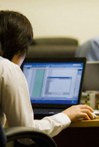 Employees fritter hours on non-work surfing