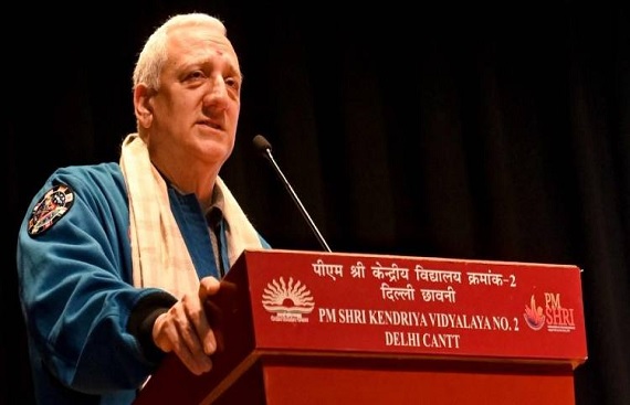 Chandrayaan-3 Unlocks Path to Lunar Habitation: Ex-NASA Astronaut