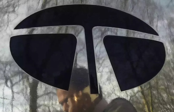 Tata Group in discussion to join an elite club of iPhone makers