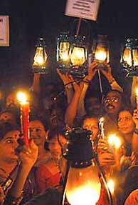 India's power crisis: Lost Rs.45K Crore due to thefts in 2009