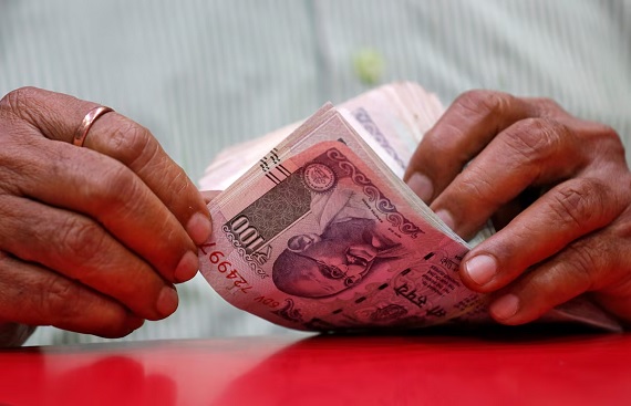 Indian Rupee Opens Stronger at 85.71/$ but Set for 2.6% Fall in FY25