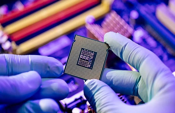 Indian semicon startup Silizium wants to dominate the export of analogue, RF, and mixed signal intellectual property Indian semicon startup Silizium wants to dominate the export of analogue, RF, and mixed signal intellectual property