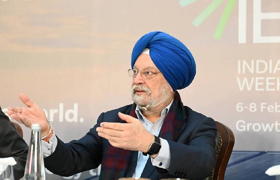Union Minister Hardeep Singh Puri Highlights Major Milestone at Barmer Refinery Site