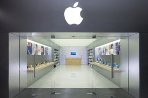 Apple iPhone 6 Appears In Stores