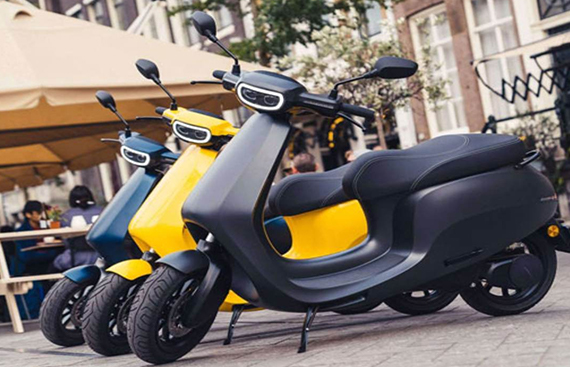 Ola CEO Bhavish Aggarwal wants Public to choose the colours for the Ola Electric scooter