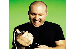 10 Unknown Things About Jony Ive- The Man Behind Apple's Greatest ...