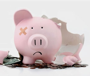 Financial Mistakes to Avoid With Your First Job