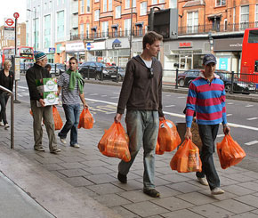 5 Tips to Avoid Emotional Spending