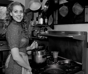 housewives, family women, shakti amma, HUL, reliance, amway, tupperware