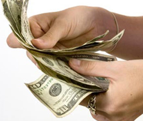 Tips To Keep Your Money Safe While Travelling