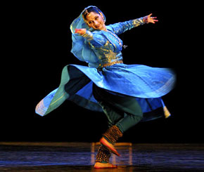 Magical Moves at the Majestic Courts of India