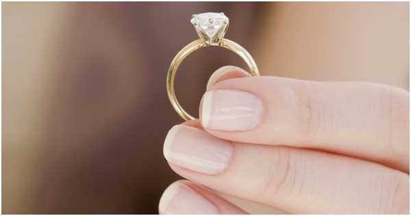 Cremation diamond rings