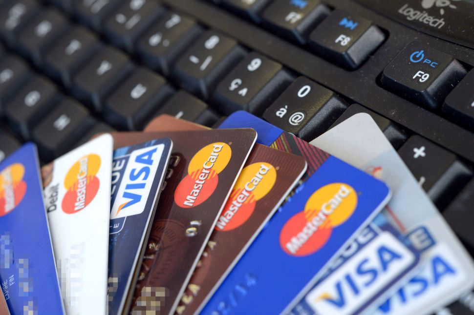 Which type of credit cards should you consider?
