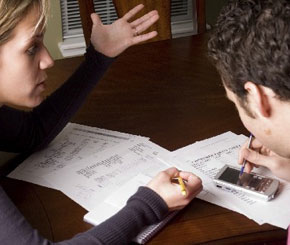 How To Live Life Kingsize On a Small Budget