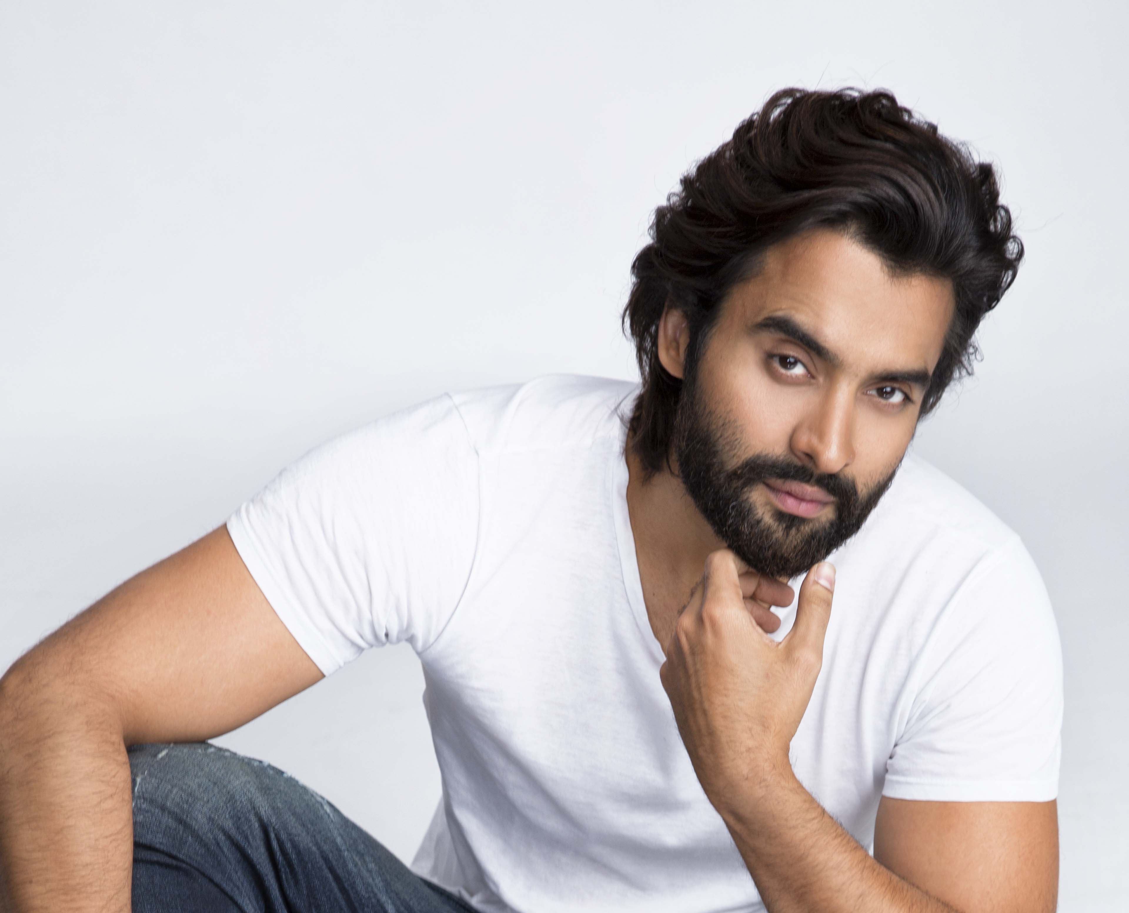 jakky bhagnani