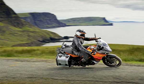 KTM Adventure 390