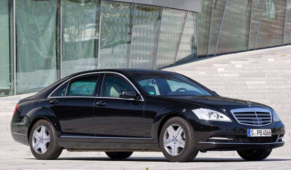 Mercedes-Benz S600 Guard Launched In India With A Price Tag Of Rs.8.9Cr ...